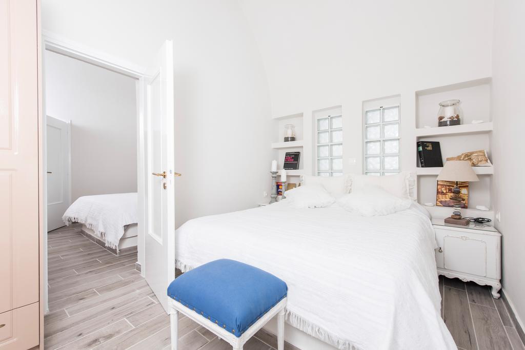 Iokasti Villa Fira  Rom bilde